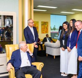 HE President Ranil Wickremesinghe visited the Consulate office